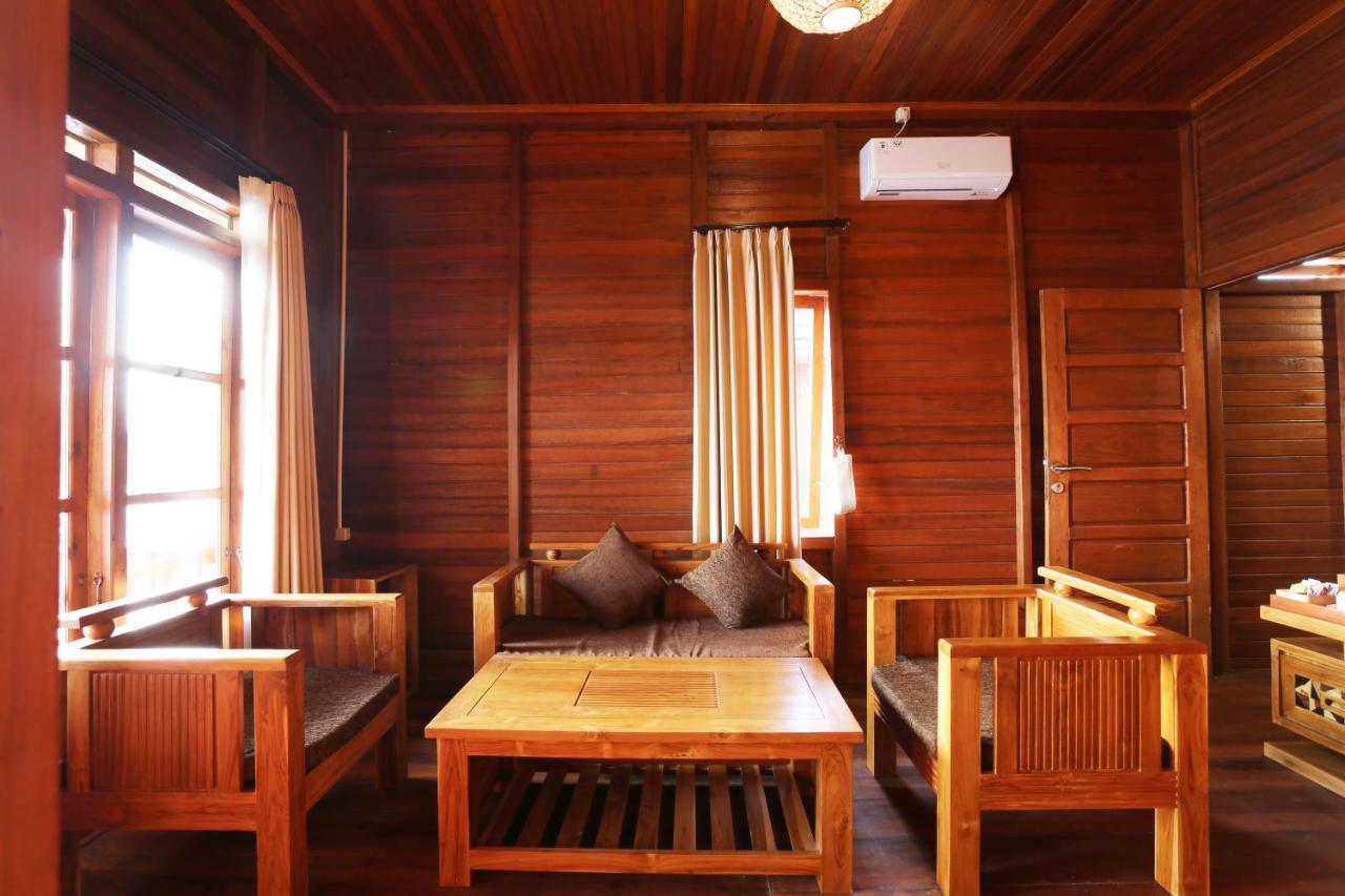 Azana Essence Villa Tabitha Lombok Bumbang Exterior photo