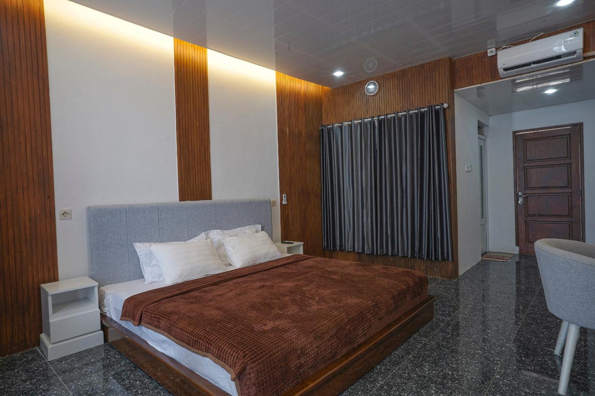 Azana Essence Villa Tabitha Lombok Bumbang Exterior photo